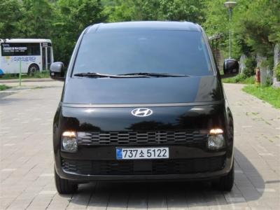 2026 Hyundai Staria