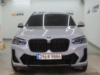 2022 BMW X4