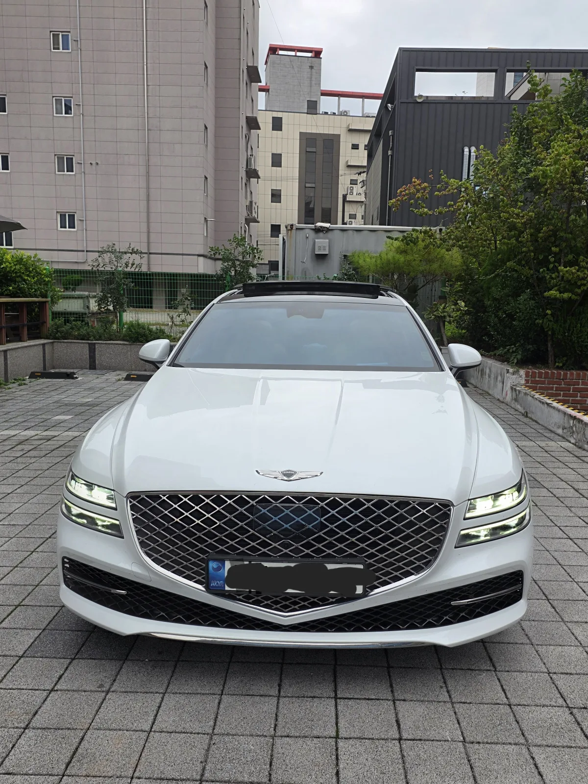2022 Genesis G80