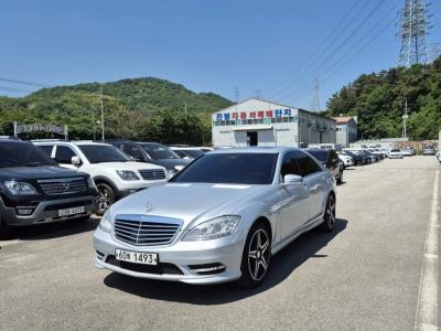 2011 Mercedes-Benz S-Class