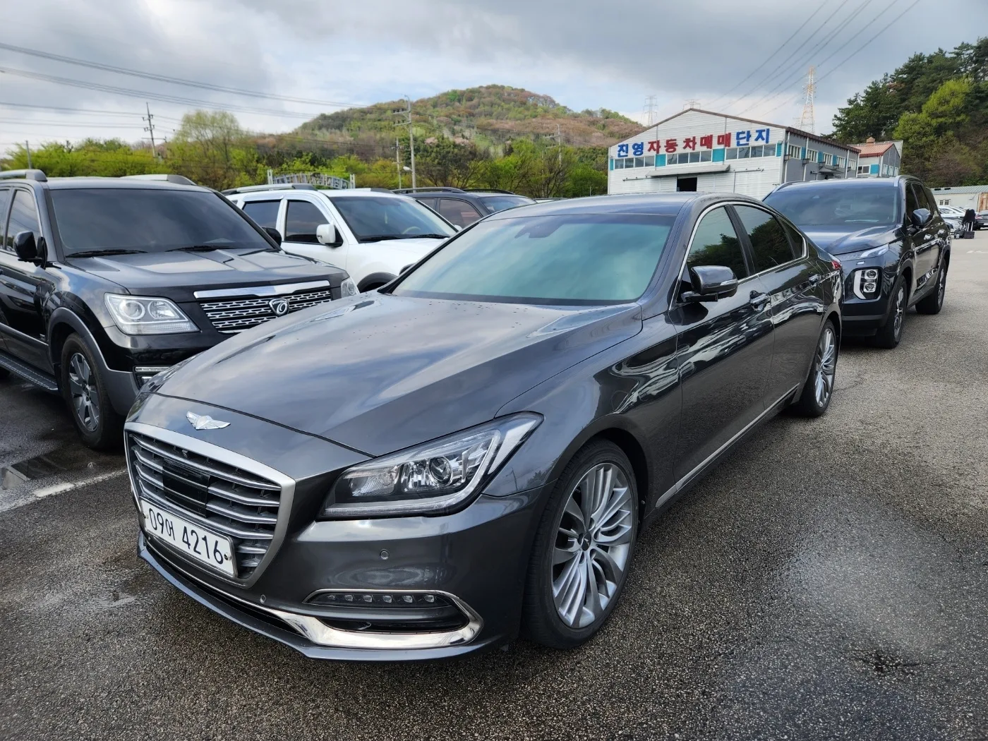 2017 Genesis G80
