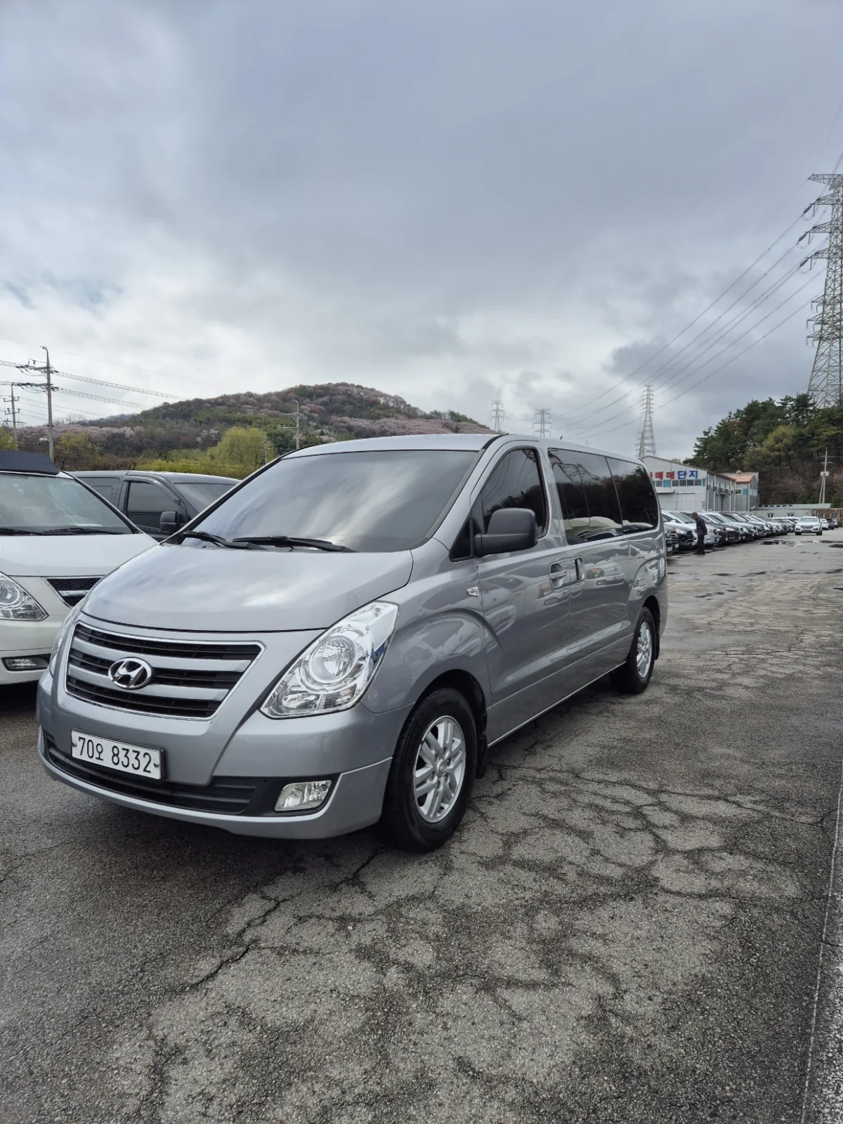 2016 Hyundai Starex