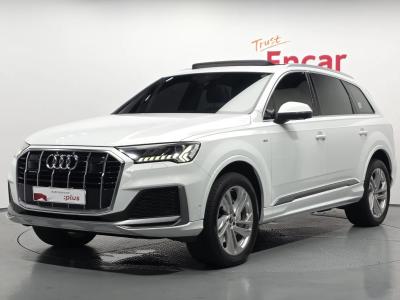 2022 Audi Q7