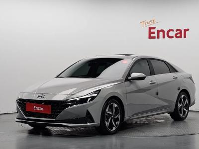 2022 Hyundai Elantra
