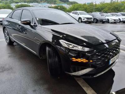 2023 Kia K8