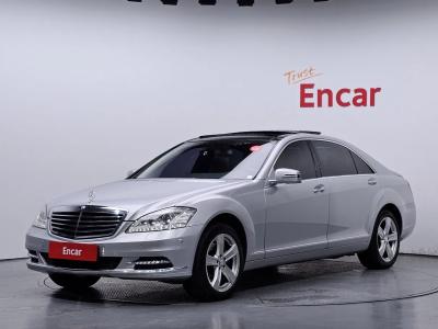 2010 Mercedes-Benz S-Class