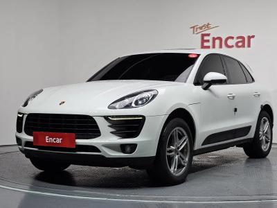 Porsche Macan 2015
