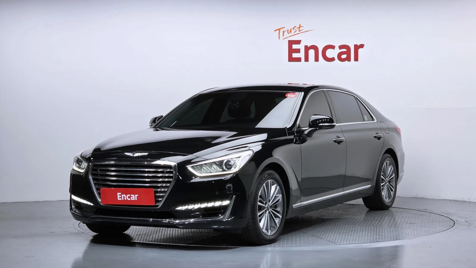2016 Genesis EQ900