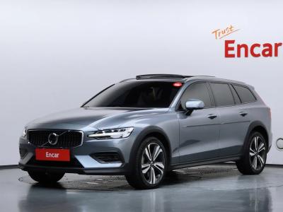 2021 Volvo V60