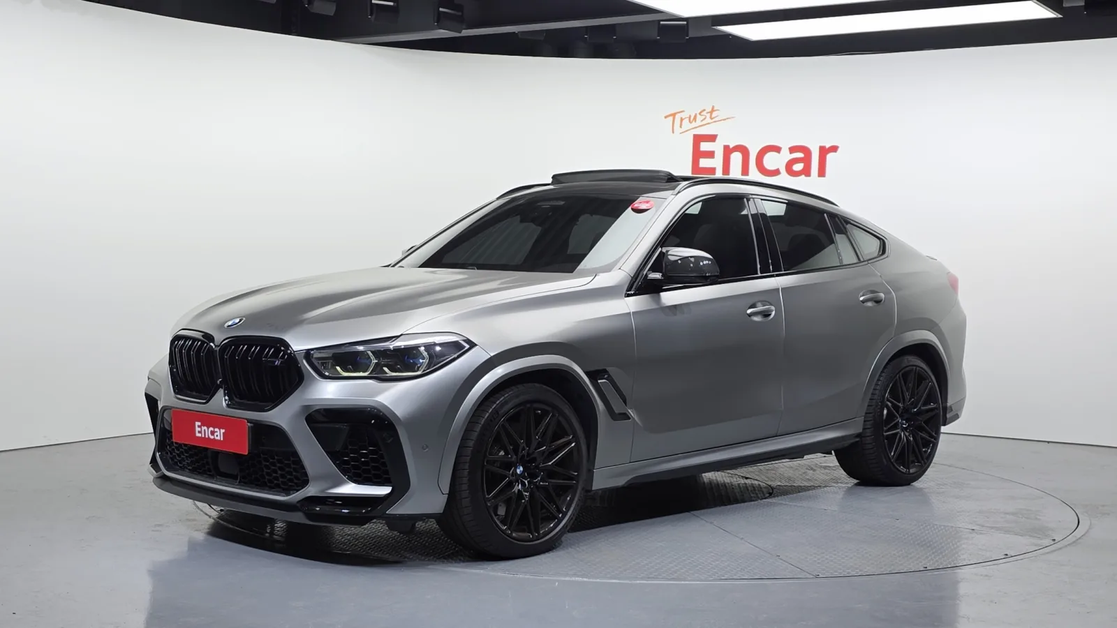 2021 BMW X6M