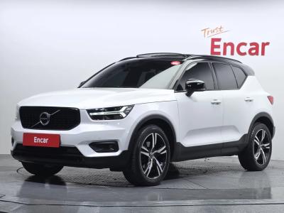 2021 Volvo XC40