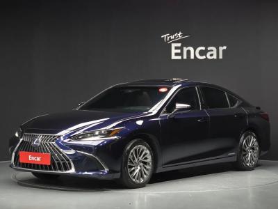 2022 Lexus ES