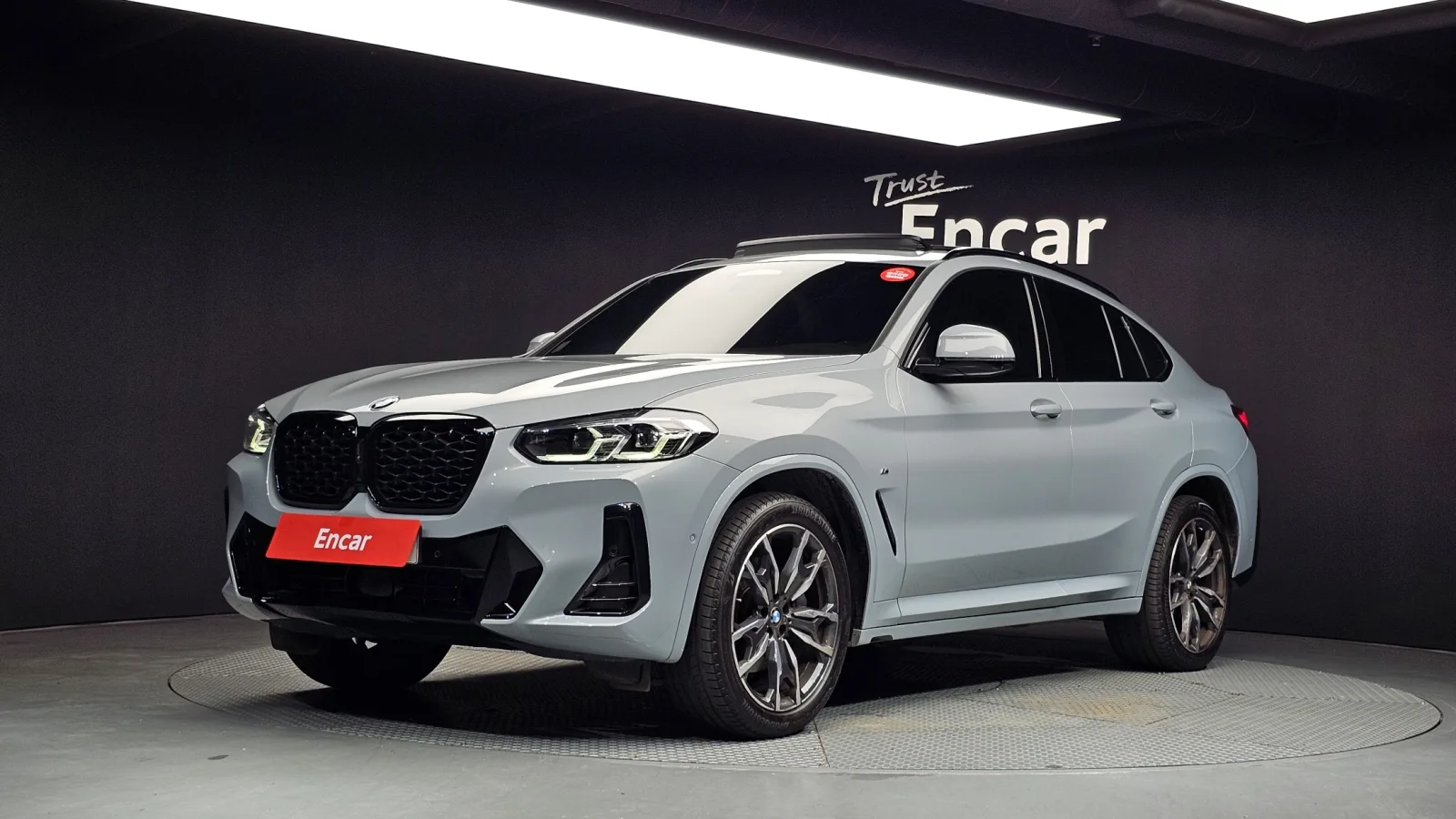 2025 BMW X4