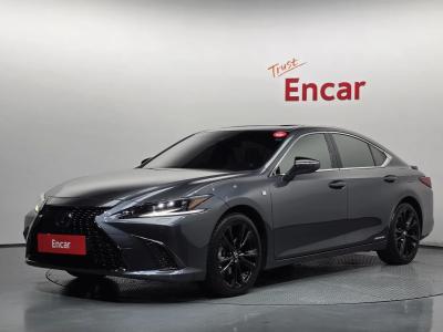 2022 Lexus ES