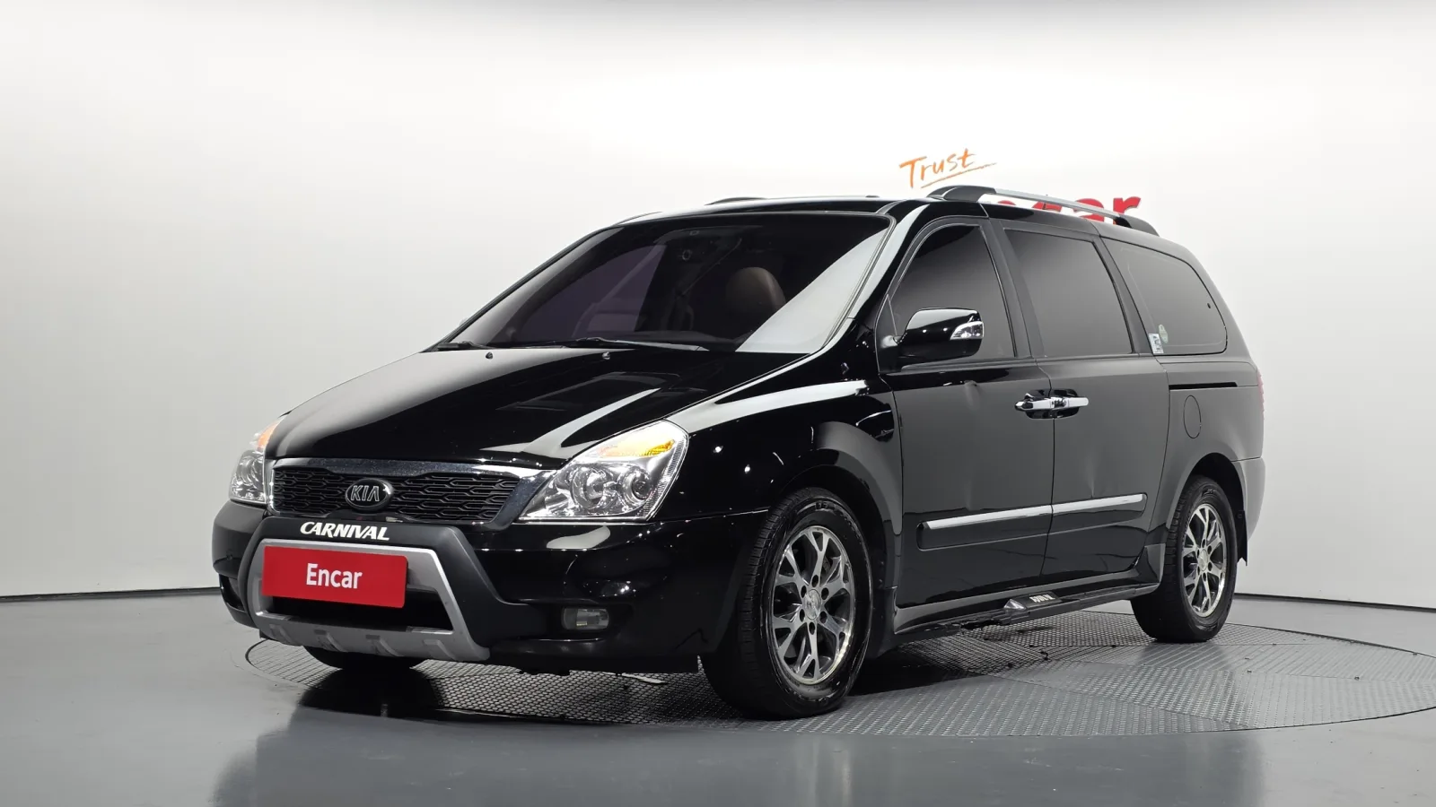 2013 Kia Carnival