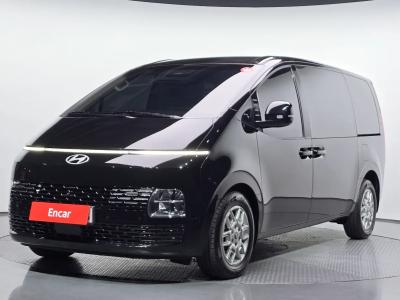 2025 Hyundai Staria