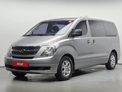 2013 Hyundai Starex