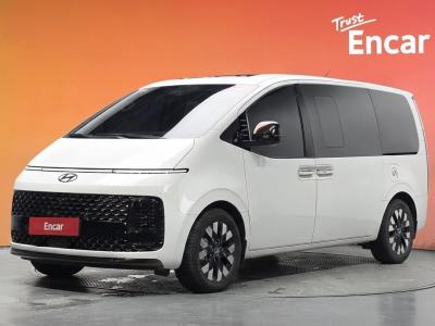 2025 Hyundai Staria