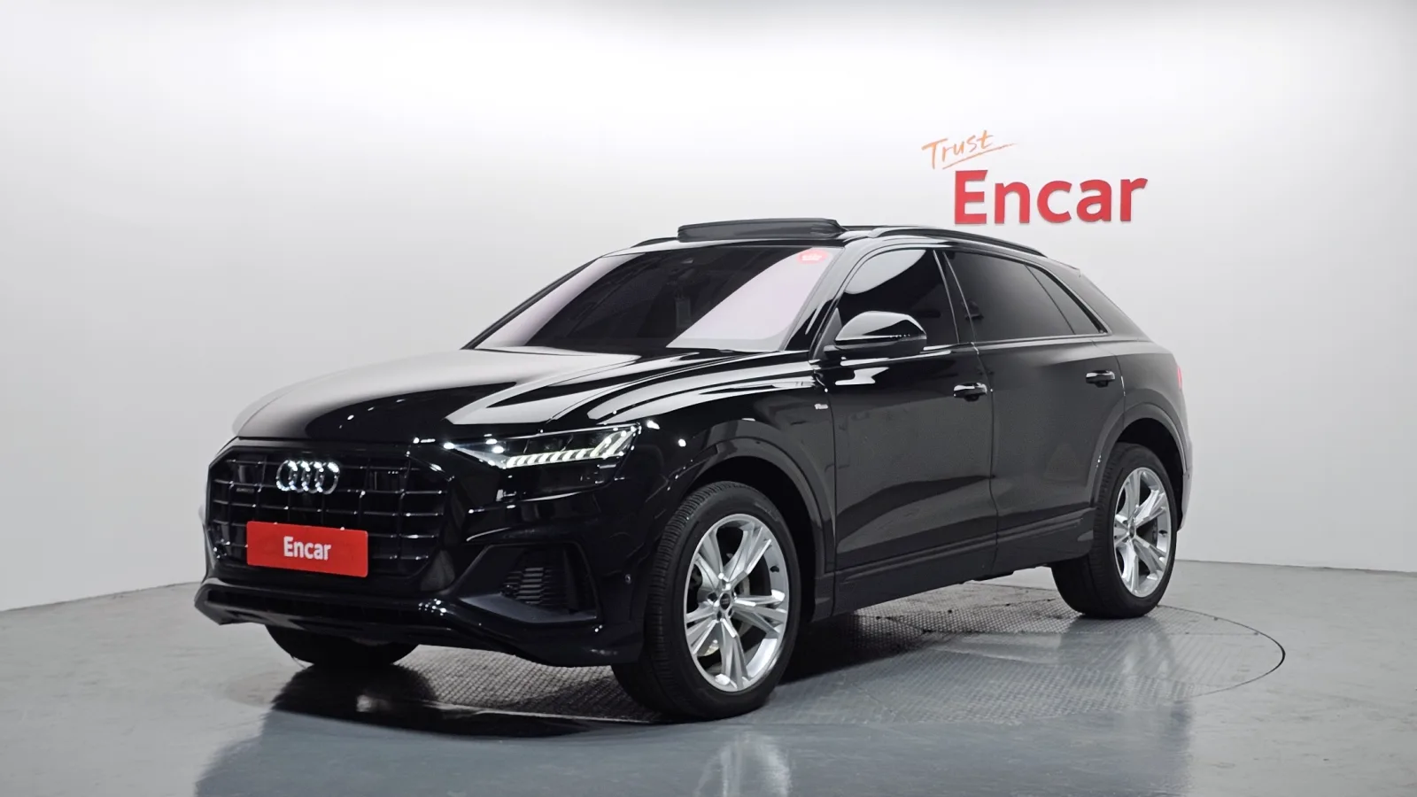 2023 Audi Q8