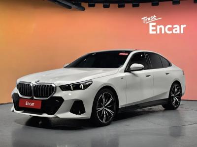 2025 BMW 5-Series