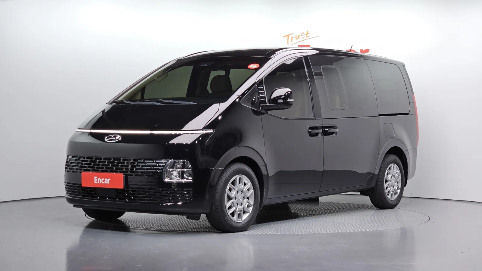 2022 Hyundai Staria