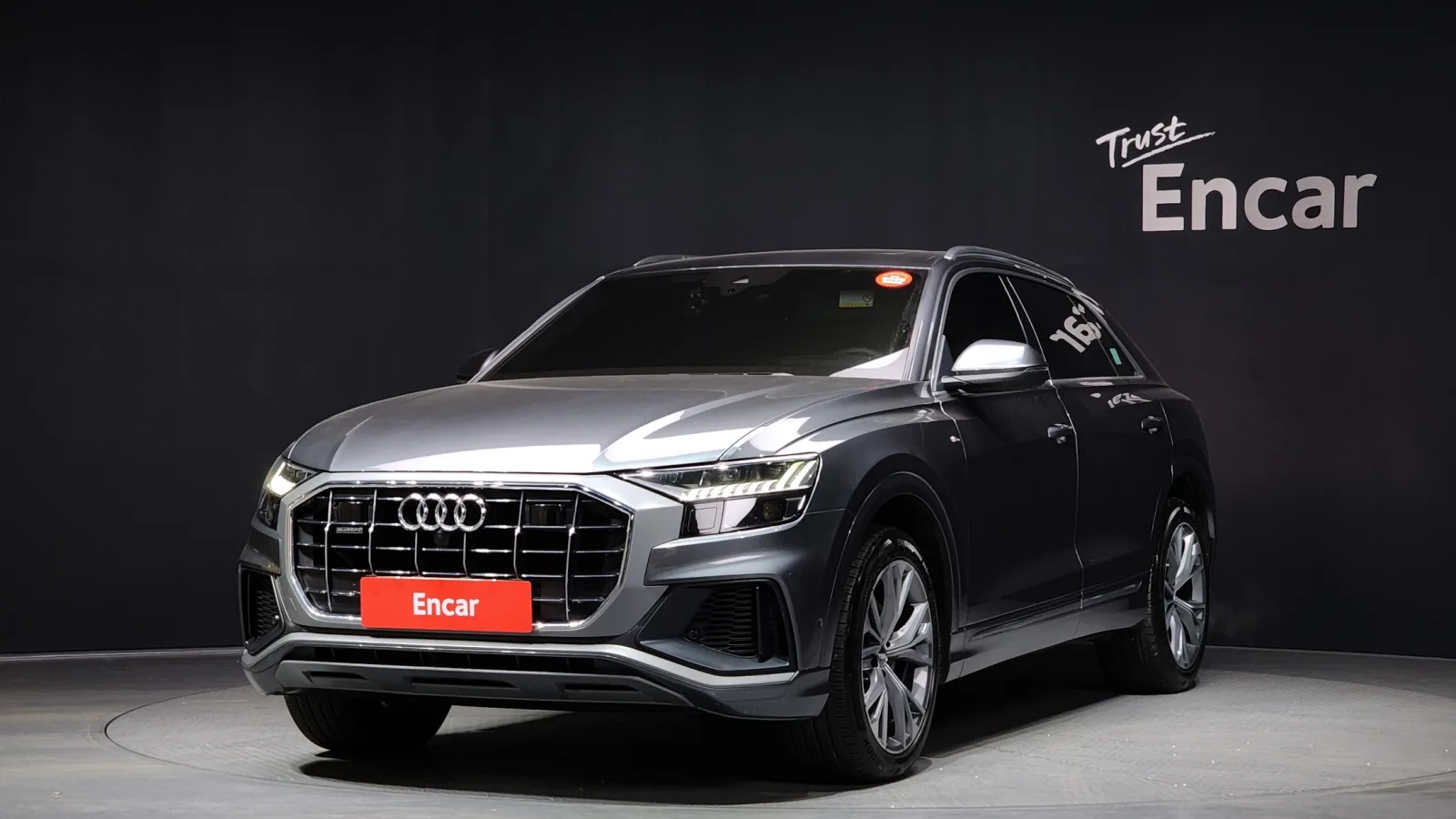 2020 Audi Q8