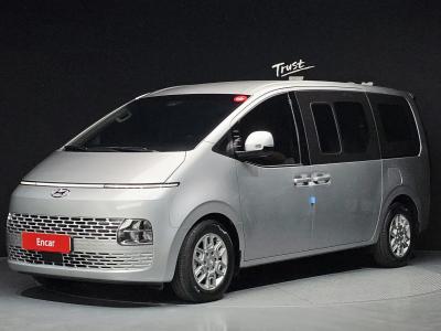 2022 Hyundai Staria