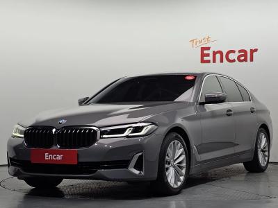 2022 BMW 5-Series