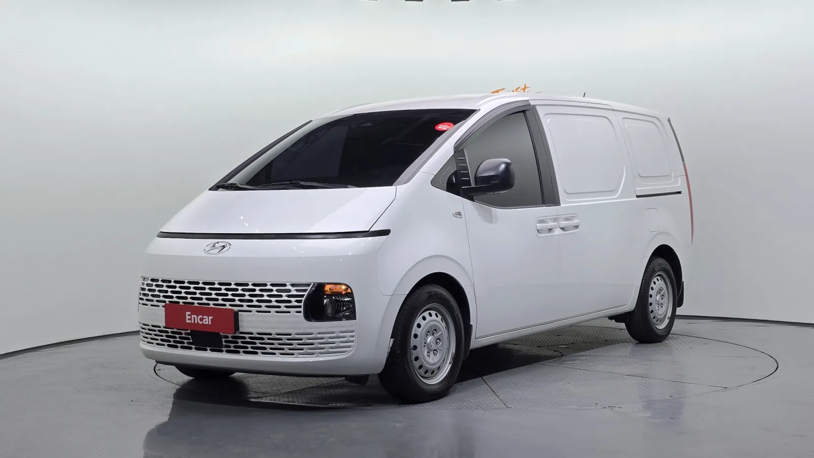 2022 Hyundai Staria