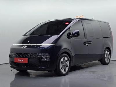 2025 Hyundai Staria