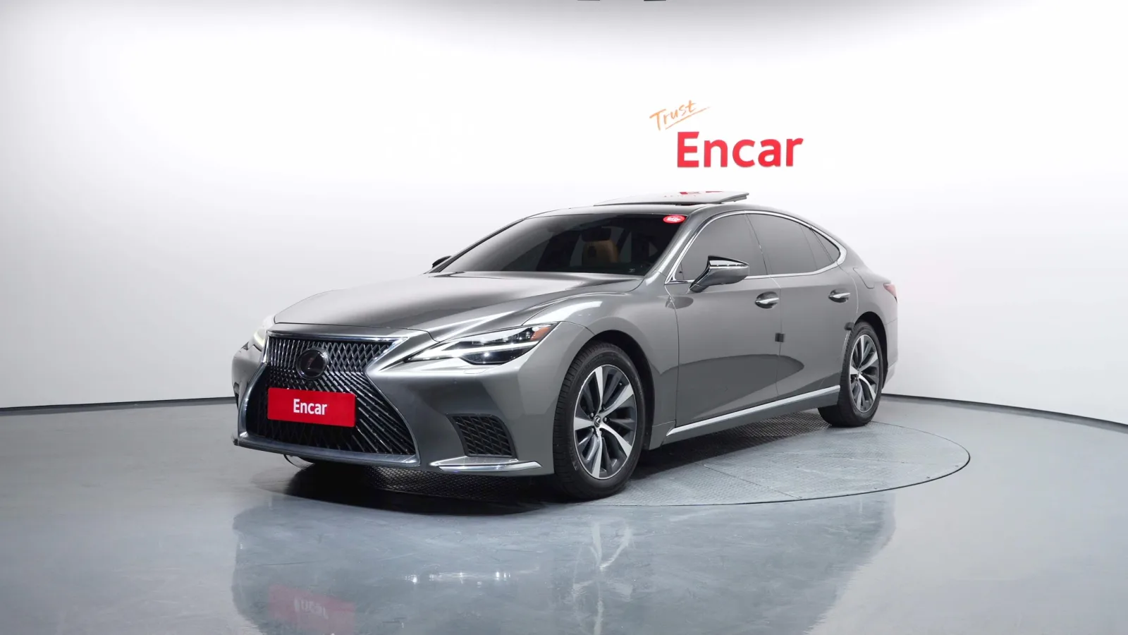 2022 Lexus LS