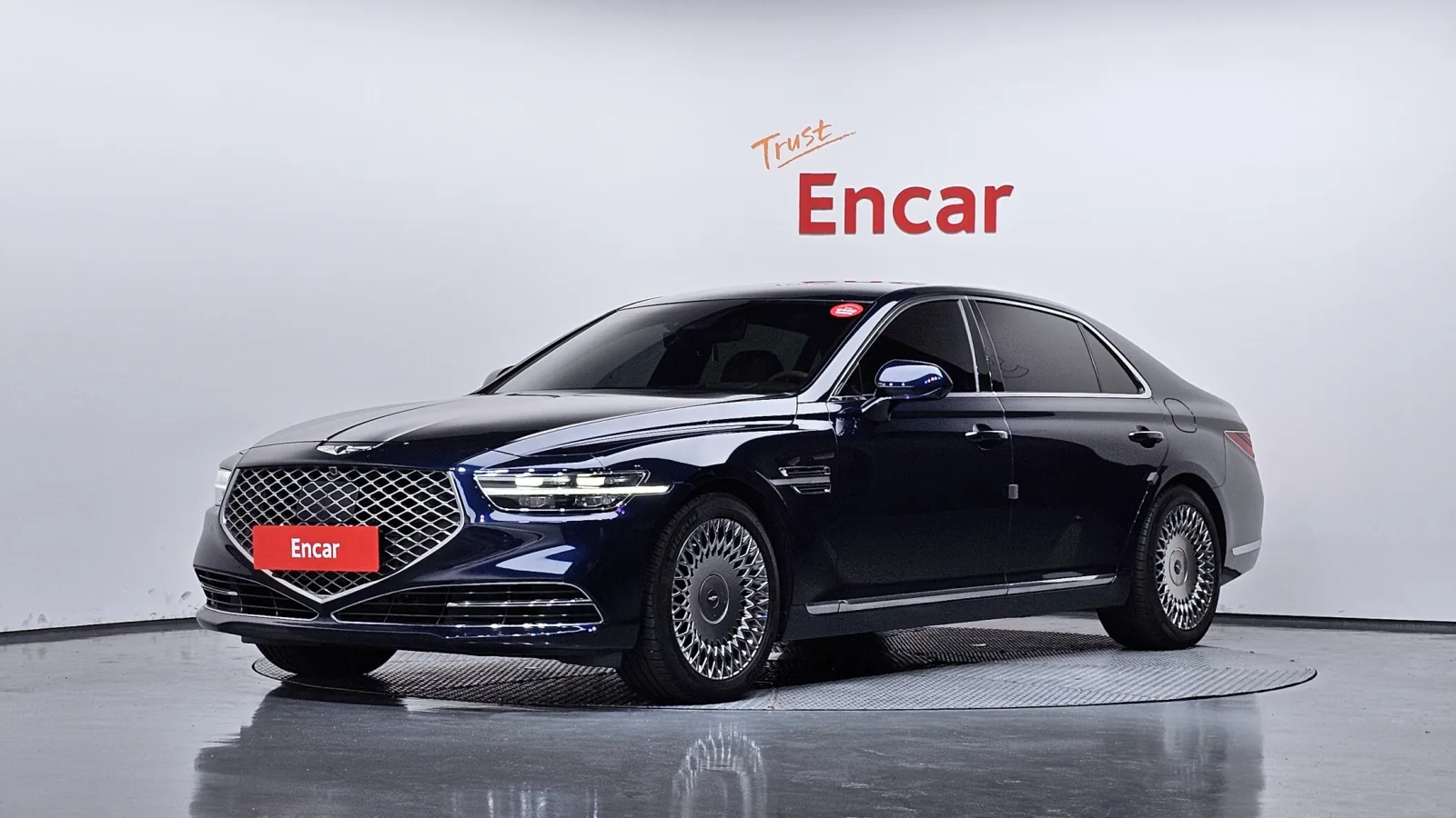 2020 Genesis G90