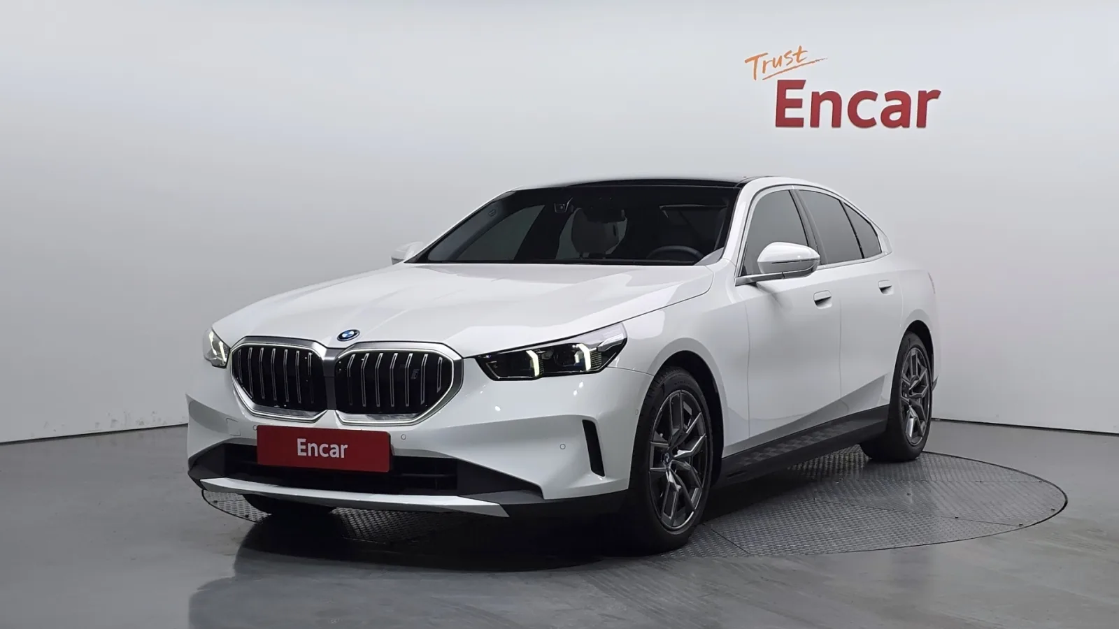 2025 BMW i5