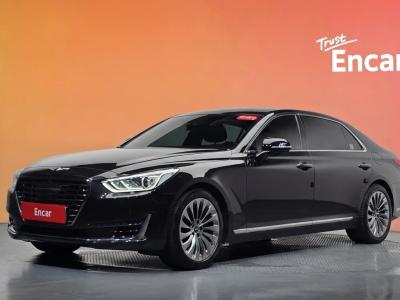 2018 Genesis EQ900