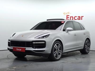 2022 Porsche Cayenne