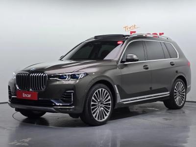 2022 BMW X7