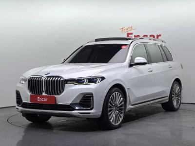 2021 BMW X7
