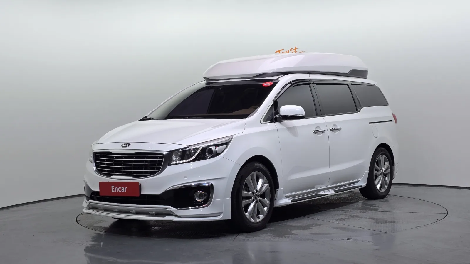 2015 Kia Carnival