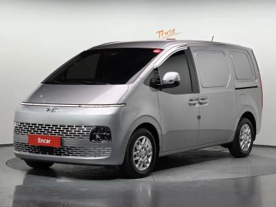 2022 Hyundai Staria