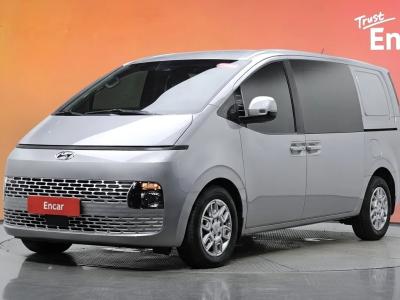 2022 Hyundai Staria