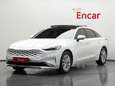 2022 Kia K8
