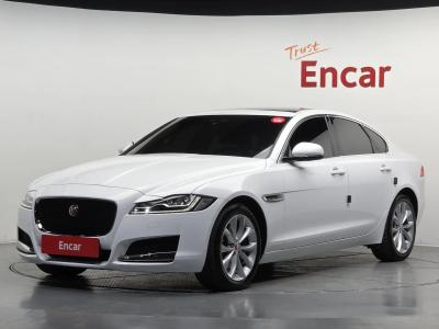 2019 Jaguar XF