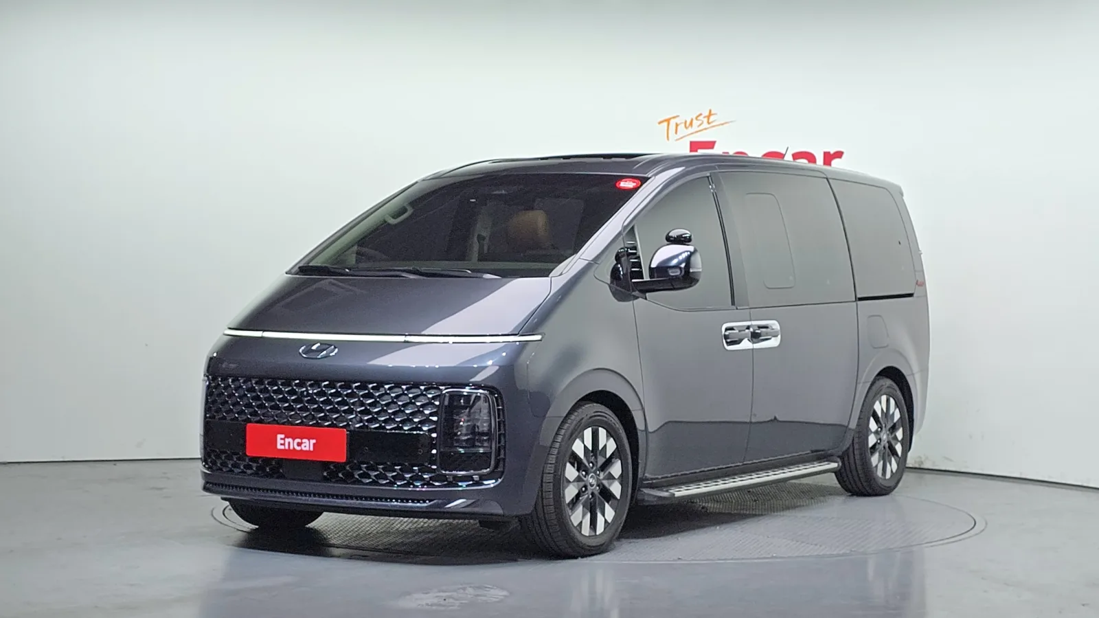 2022 Hyundai Staria