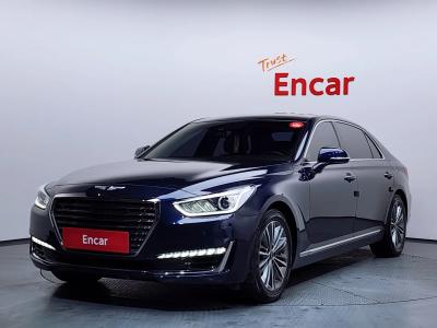 2018 Genesis EQ900