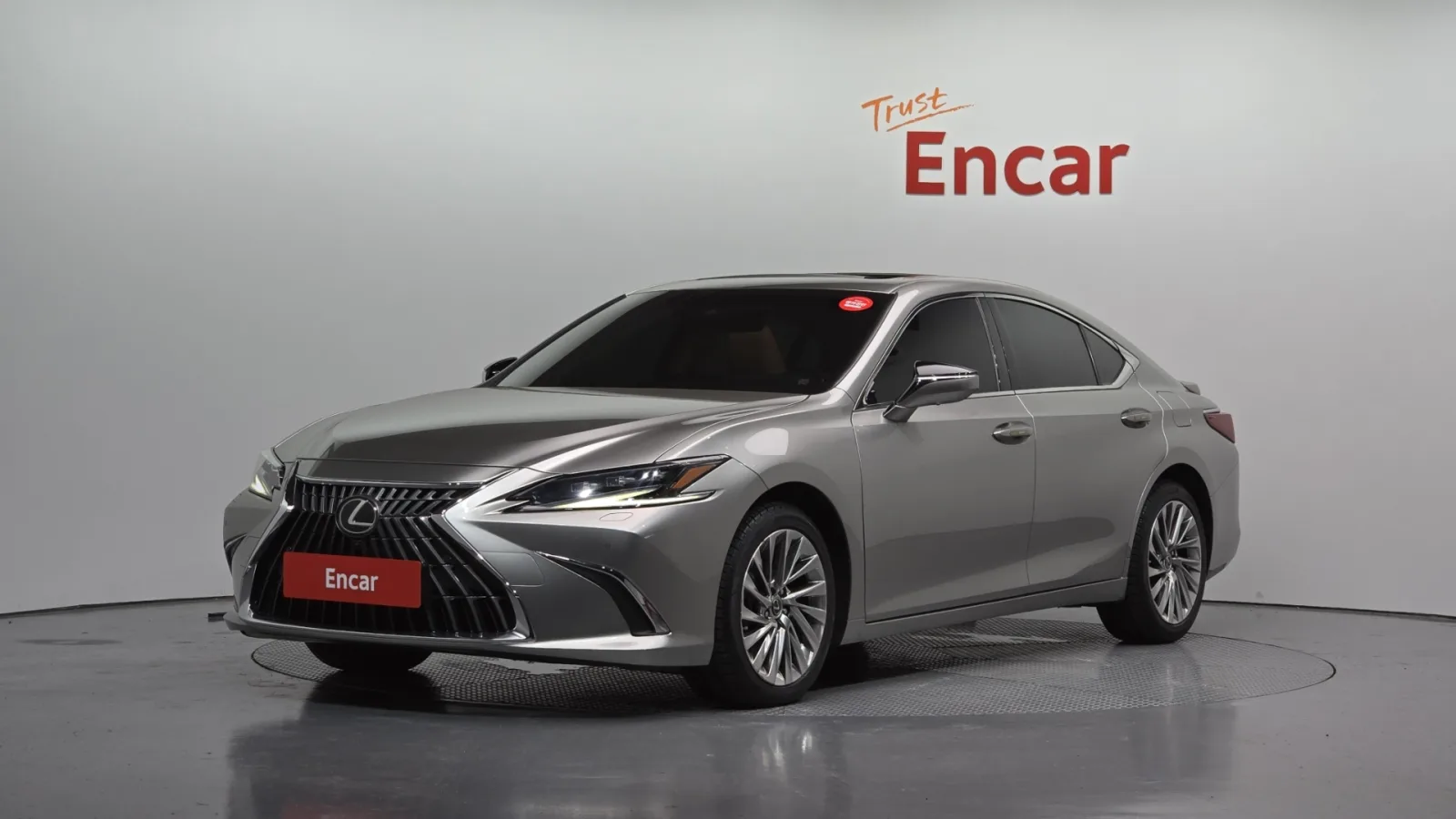 Lexus ES 2024