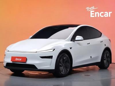 2025 Tesla Model Y