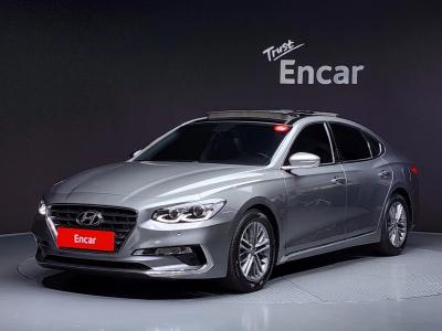 2017 Hyundai Grandeur