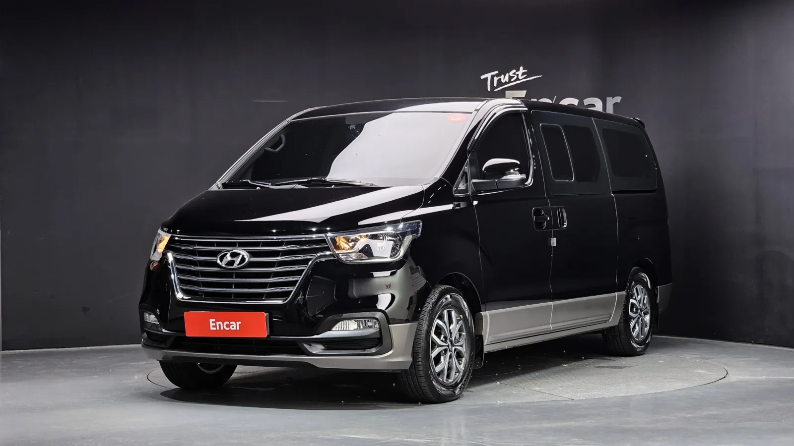2019 Hyundai Starex