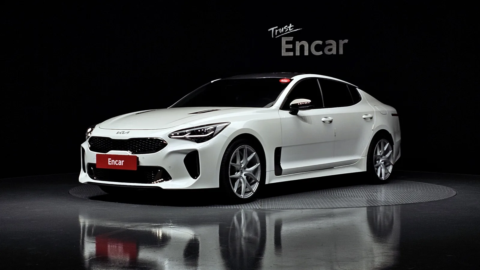 2023 Kia Stinger