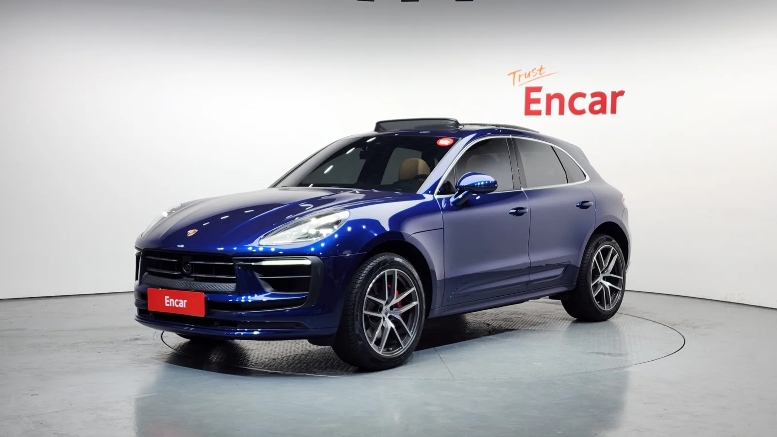 2022 Porsche Macan